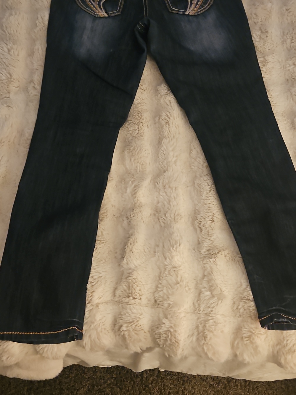 Ariya Dark Indigo Slim Low-rise Jeans - Picture 4 of 10